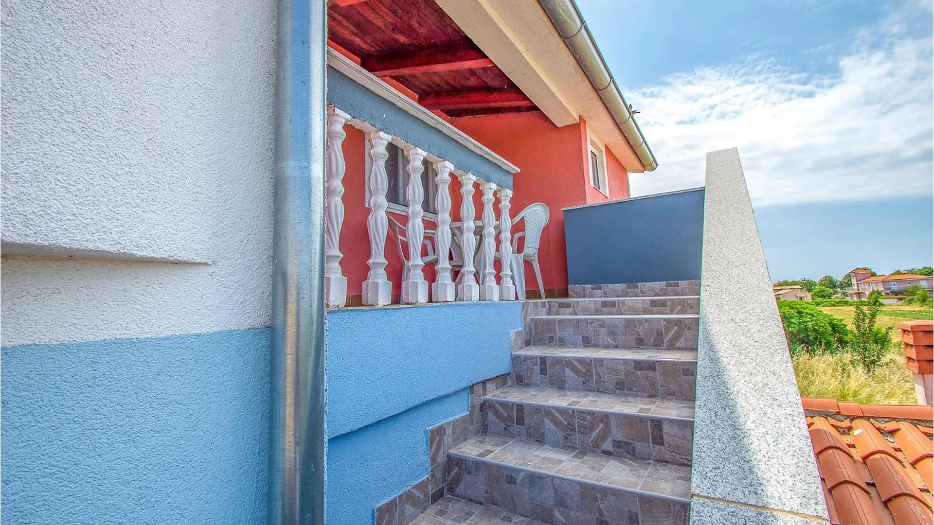 2 Bedroom Cozy Apartment In Vodnjan