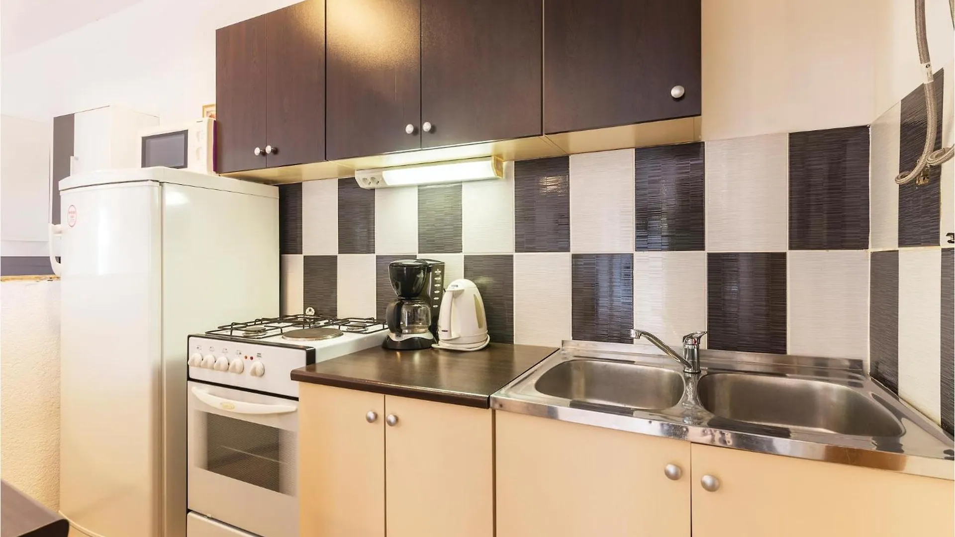 2 Bedroom Cozy Apartment In Vodnjan